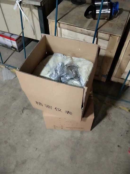 聚氨酯发泡填充包装机械(图1) 聚氨酯发泡填充包装案例