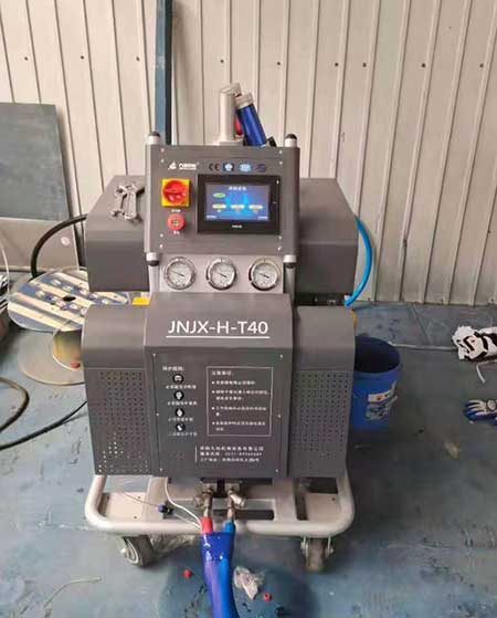 喷涂硬泡聚氨酯用什么设备 冷库外墙温施工喷涂机(图2) T40喷涂硬泡聚氨酯设备